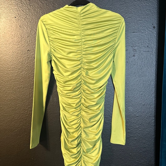 Green Ruched & Ready Bodycon Dress - Picture 4 of 4